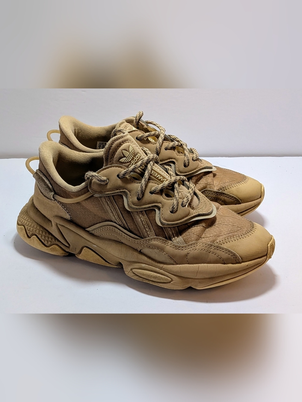 Adidas Ozweego Sneakers Women’s Size 5 Beige Khaki Chunky Retro Running Shoes